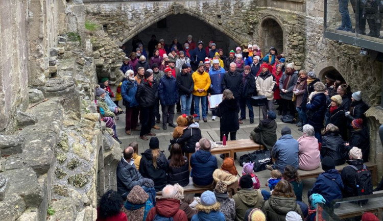 Glastonbury Abbey invites all to its Medieval Christmas Market and Santa at Abbey House events on November 29-30