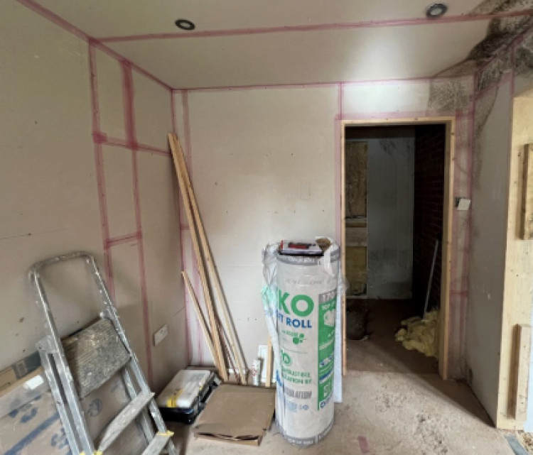 Man from Leamington sentenced on 9 October at Coventry Crown Court for leaving Leamington Spa resident with dangerous and mouldy garage conversion (image supplied) 