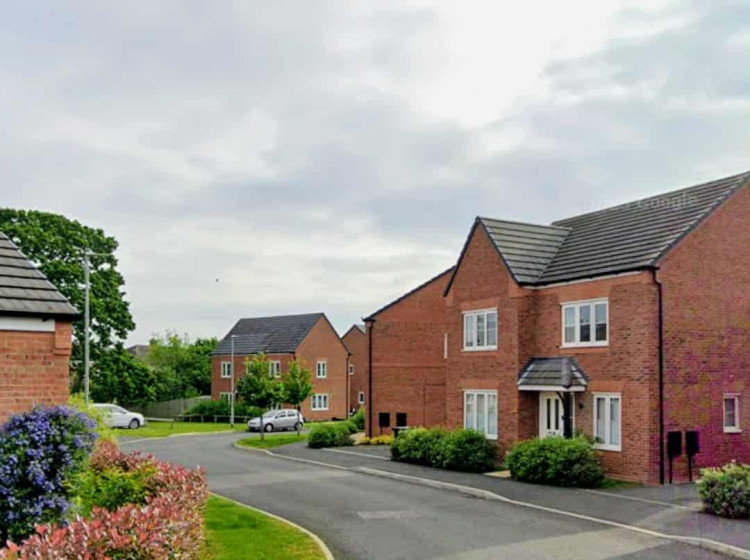 On Wednesday 15 October, Cheshire Fire and Rescue Service were alerted to an incident on Robin Drive in Nantwich (Google).