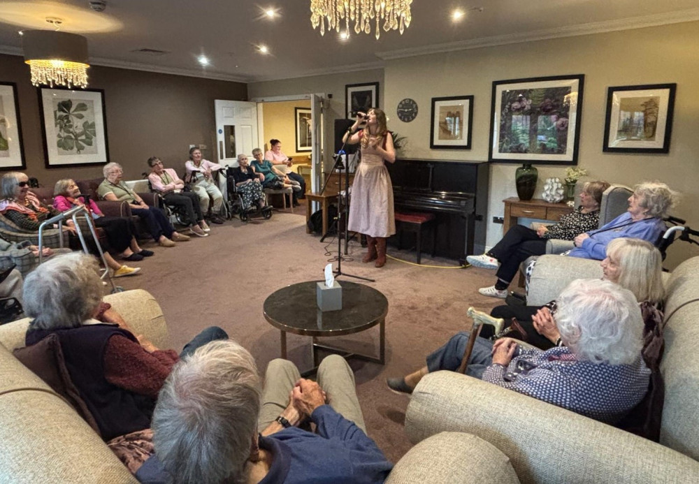 Residents at Crandon Springs Care Home in Wells were transported to the silver screen and taken on a `Sentimental Journey` with Doris Day when Emily from Mini Concerts performed her wonderful tribute concert. 