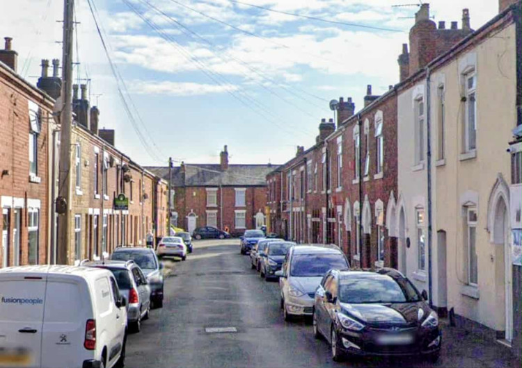 On Saturday 18 October, Cheshire Fire and Rescue Service were alerted to an incident on Glover Street, off Underwood Lane (Google).