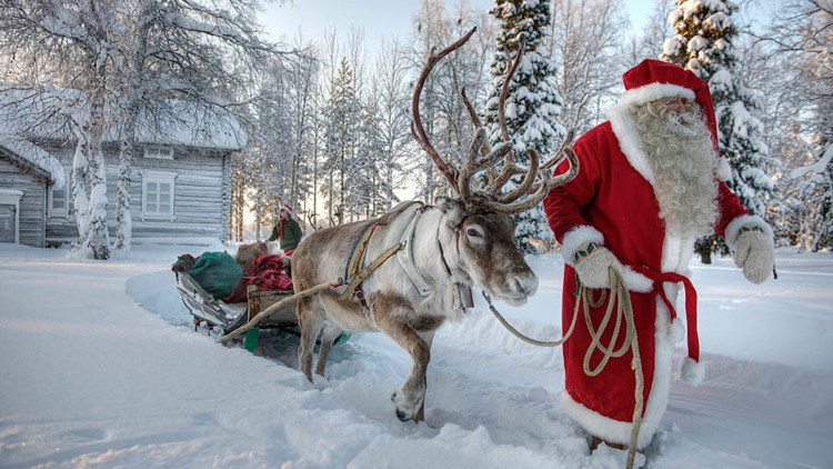 Travel expert Sara Dickenson shares essential packing tips for Lapland, and reveals how you could make your dream trip a reality (Image supplied)