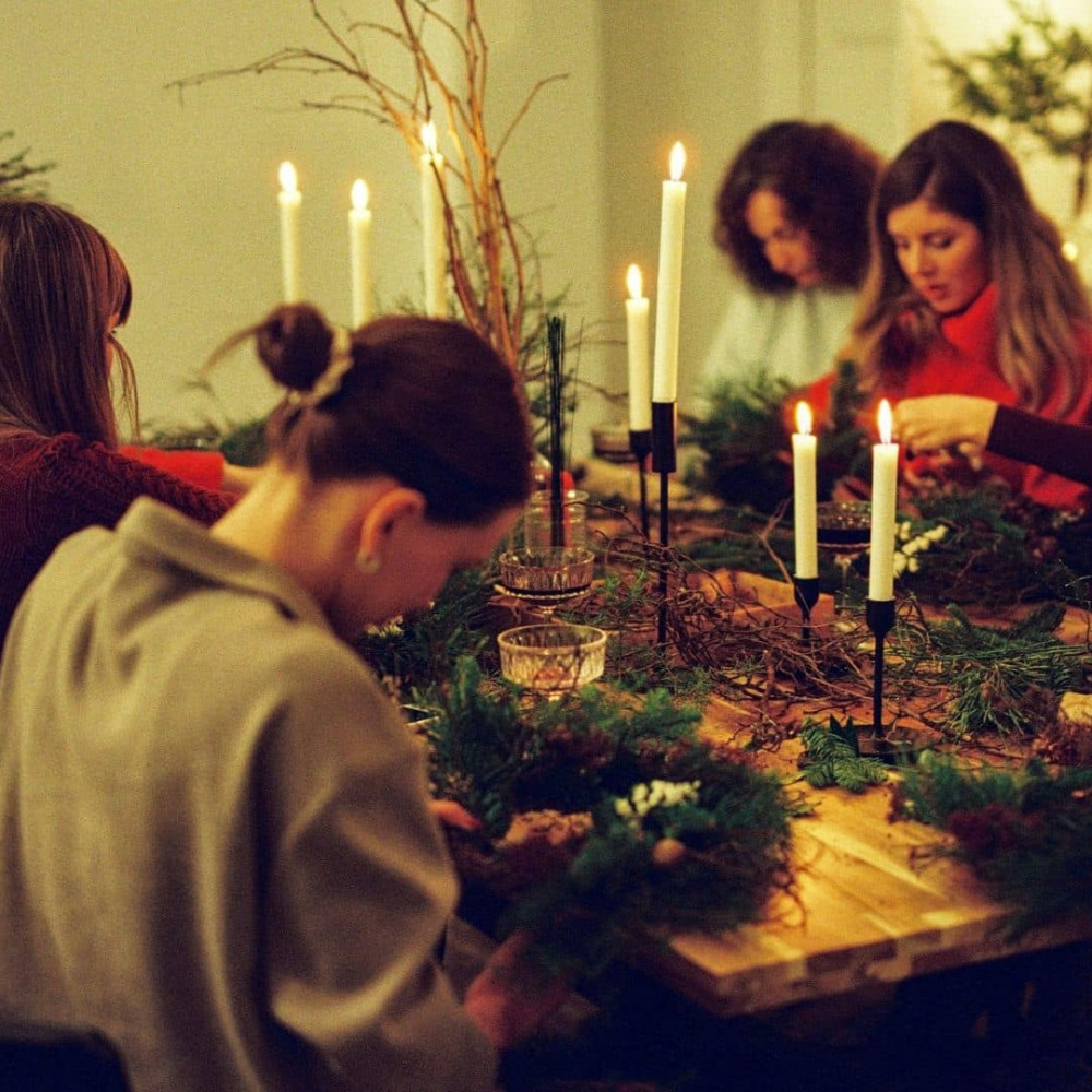 Luxury Wreath Making with Mulled Wine
