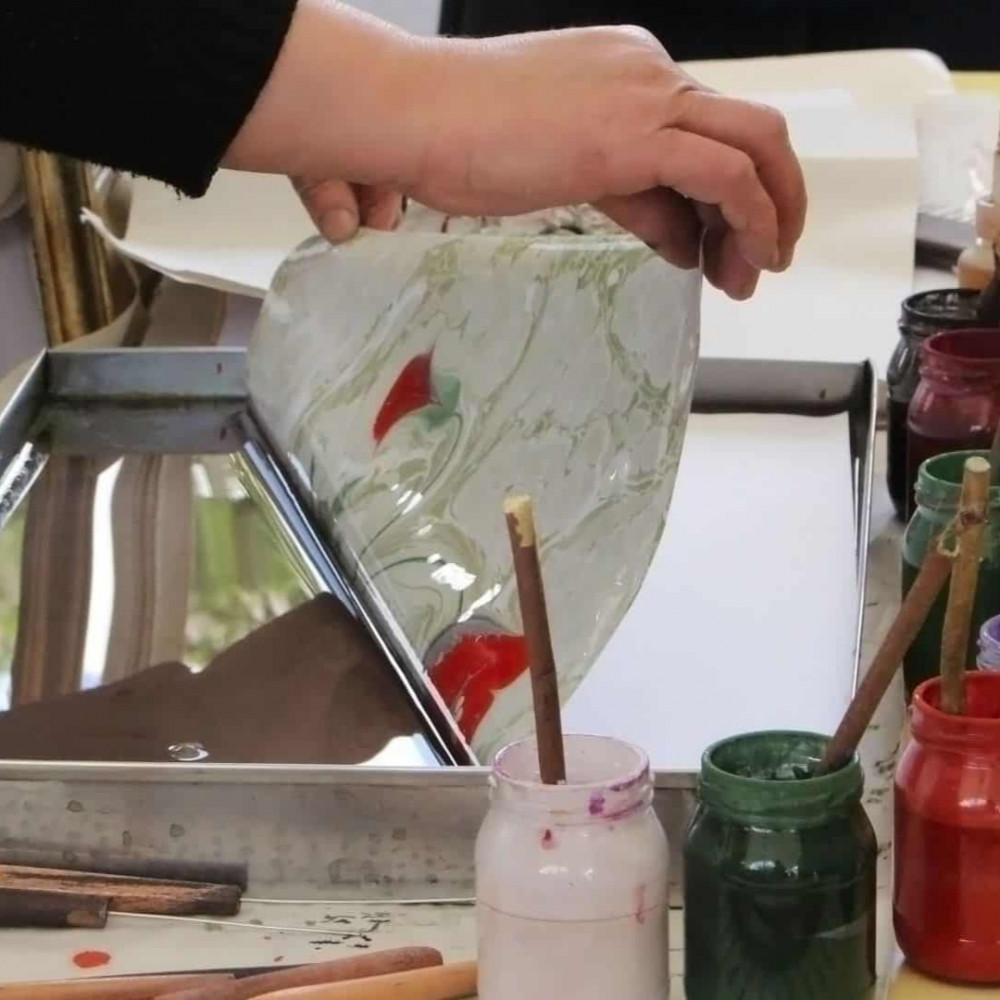Christmas Paper Marbling