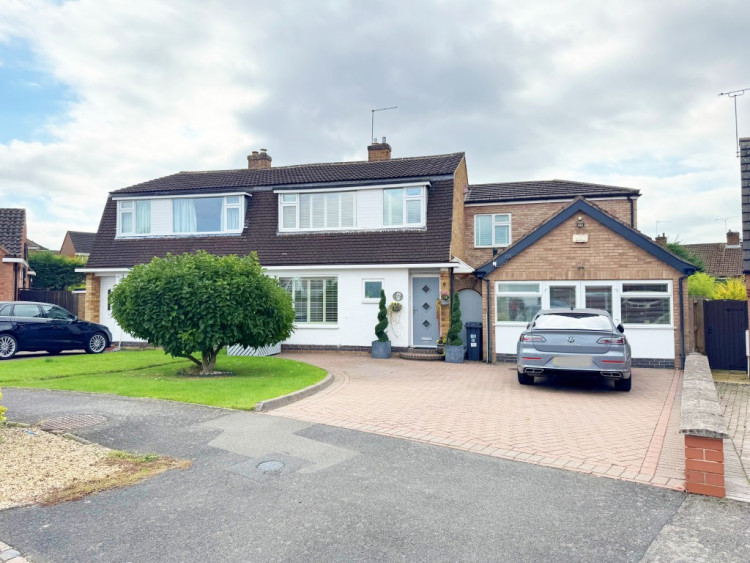 This week we have looked at a four-bedroom detached home on Tulip Tree Avenue, currently available for £595,000