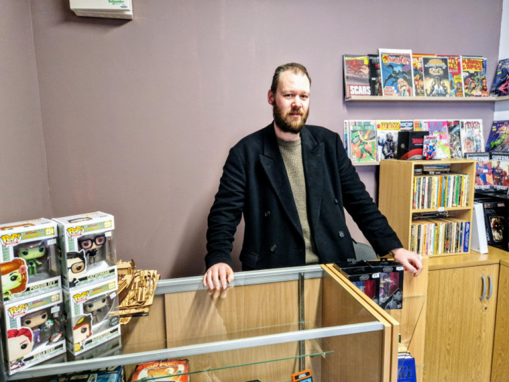 Gumshoe Comics & Collectibles owner, Peter Bruder, spoke to Nub News about his Geeky Gala event (Ryan Parker). Gumshoe Comics & Collectibles owner, Peter Bruder, spoke to Nub News about his Geeky Gala event (Ryan Parker).