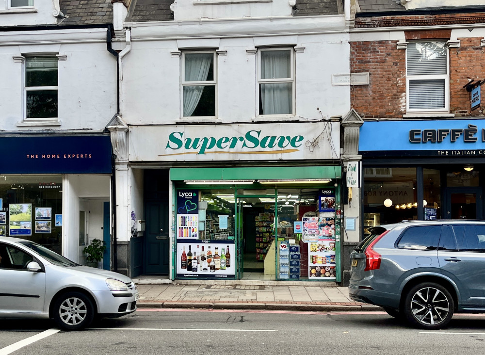 Supersave in East Sheen wants to extend the hours it can sell alcohol (credit: Cesar Medina). Supersave in East Sheen wants to extend the hours it can sell alcohol (credit: Cesar Medina).
