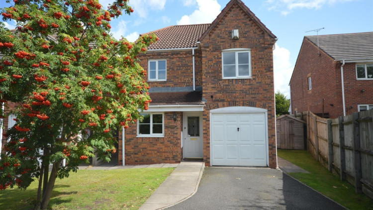 Well-presented detached house offers a perfect blend of comfort and convenience.  (Image - Stephenson Browne Sandbach) 