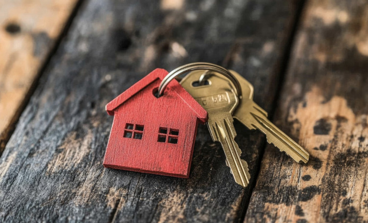 Simpson Financial Services can provide the guidance you need for this mortgage market shift, applications and renewals (image via Yamu_Jay/ Pixabay)