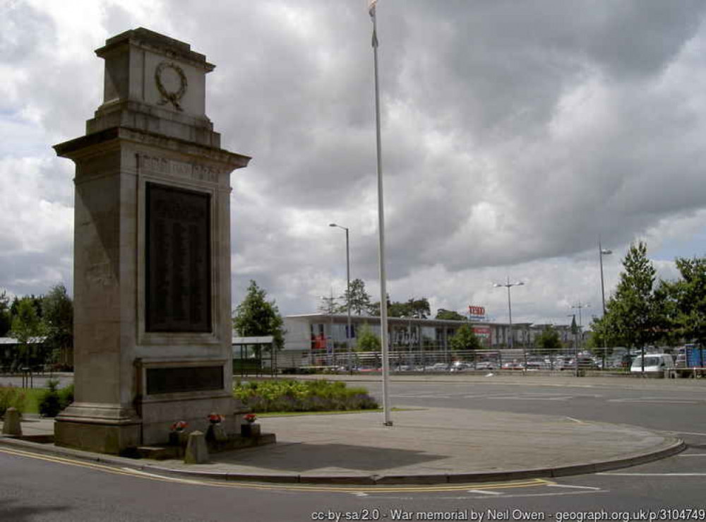 Experts advise Shepton Mallet to leave the Cenotaph's grime intact, cautioning that cleaning could accelerate decay, due to its porous stone composition. Experts advise Shepton Mallet to leave the Cenotaph's grime intact, cautioning that cleaning could accelerate decay, due to its porous stone composition.