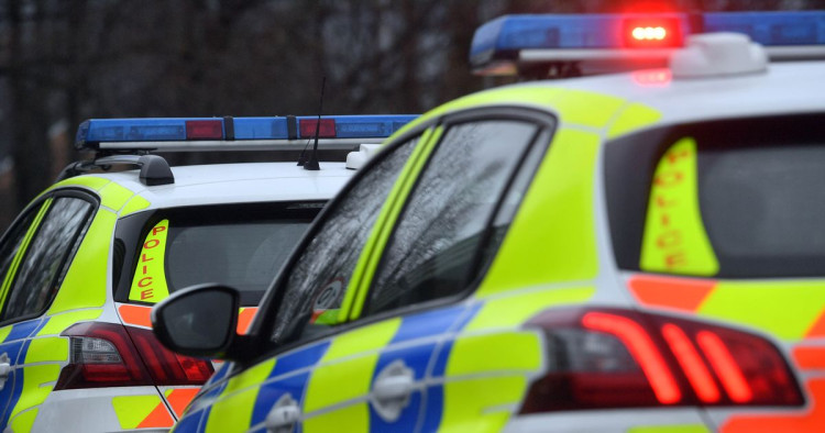 Police in Glastonbury seek a man, 20s, who fled an abandoned car with suspected drugs.