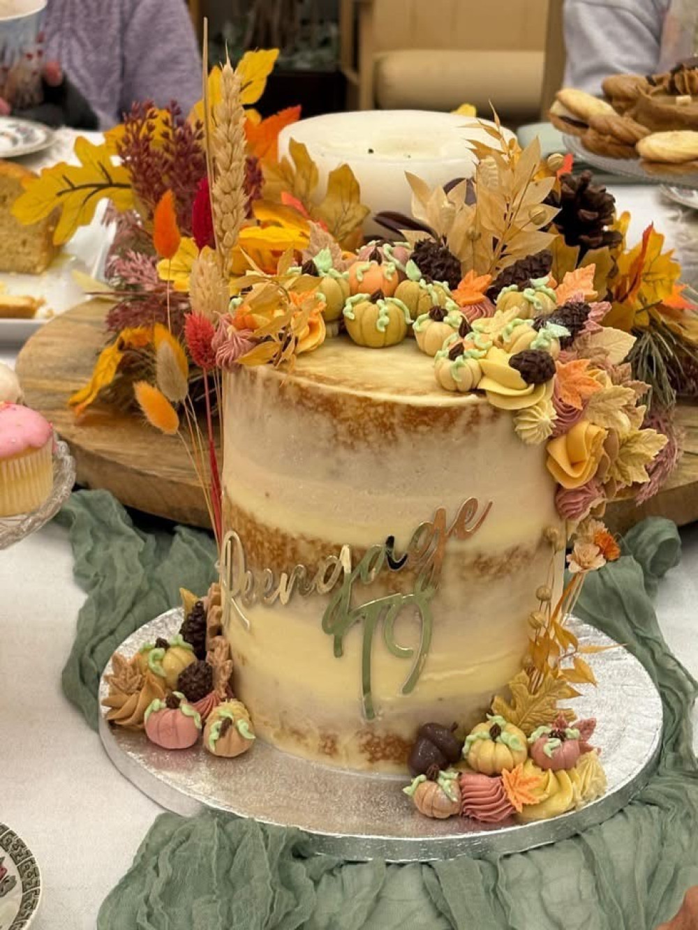 The cake donated by Michelle from Crumb-didili-yum The cake donated by Michelle from Crumb-didili-yum