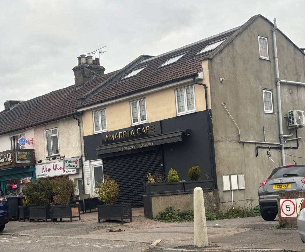 Café Amareta and its non-complaining Chinese takeway neighbour. 