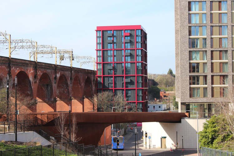 Stockport has been named among the best commuter towns in the UK, and was praised for its 'rare combination of proximity, value, and quality of life' (Image - Nub News)