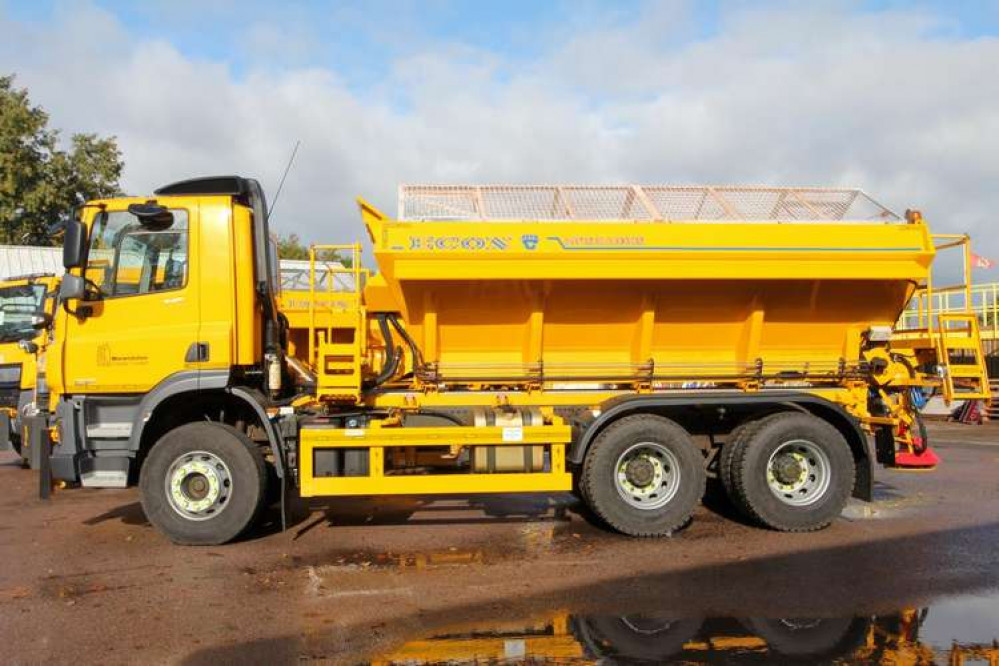 Warwickshire County Council has said HGV driver shortages will not affect its gritting service