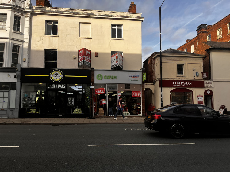 Oxfam's Leamington store on Warwick Street will shut on 22 November 2025 (image via Nub News) 