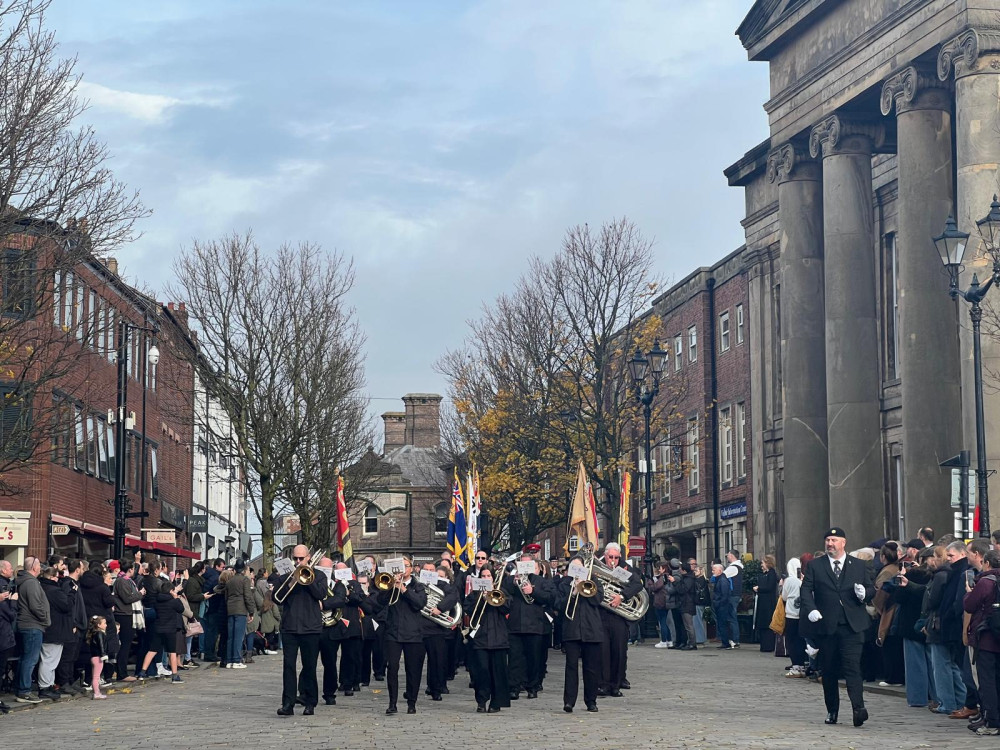 Remembrance Sunday 2025 in Macclesfield (Credit: Nub News)