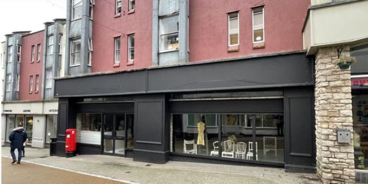 Shepton Mallet hosts a pop-up exhibition of 20 local artists this November.