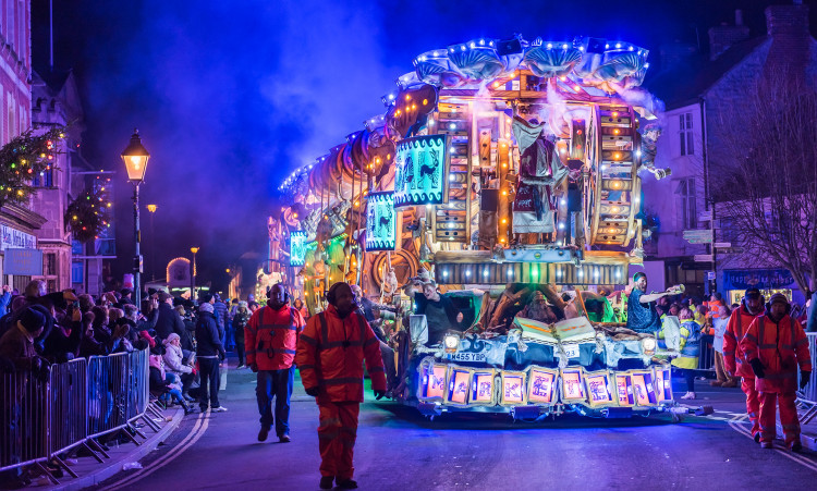 Glastonbury Carnival seeks volunteers for route marshals on Saturday, 15 November, urging community involvement for event safety.
