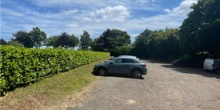 The 5G mast could be installed at Kenilworth Golf Club on Crewe Lane (image via planning application)