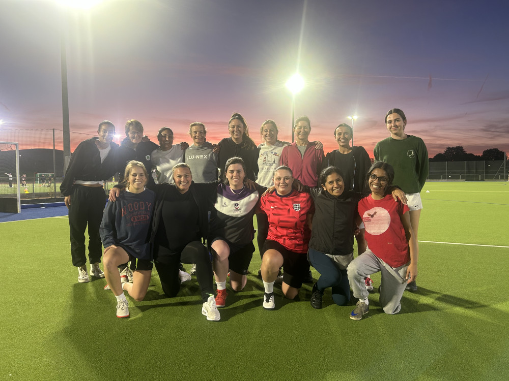 Swans FC is offering free try-outs for women footballers in Richmond and Twickenham (credit: Swans FC).