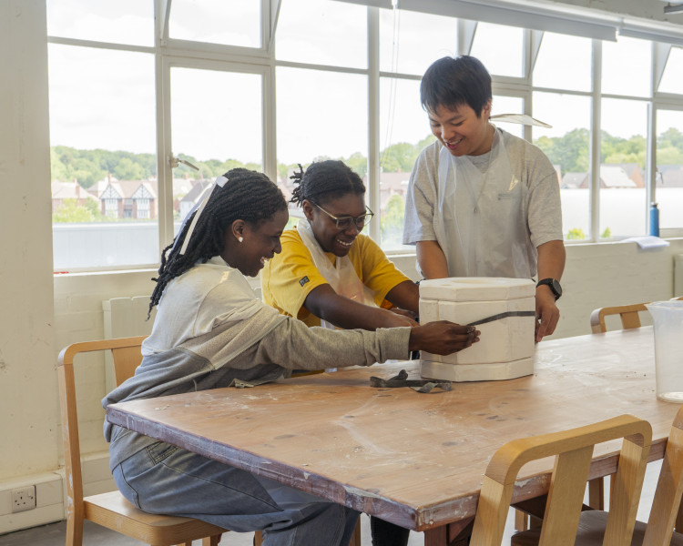 Upstart at V&A Wedgwood Collection: Clay Careers Workshop