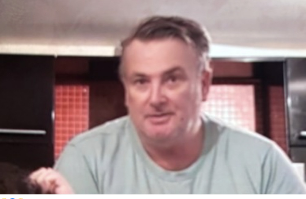 Ronan, aged 59 was last seen yesterday afternoon (13 November) (image via Warwickshire Police) 