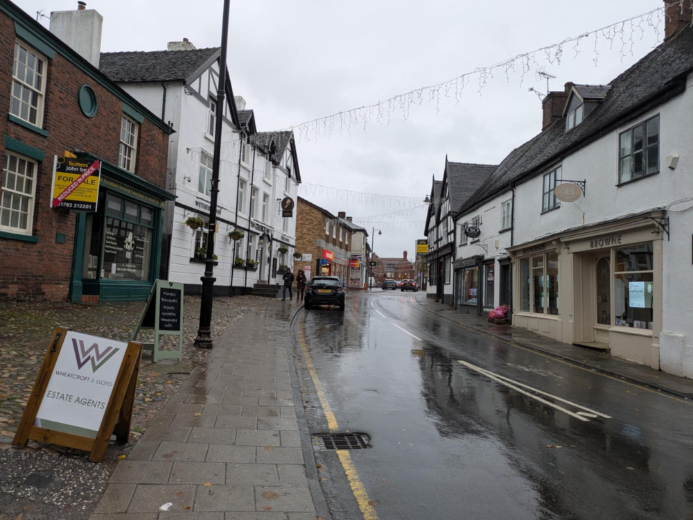The Met Office has issued a yellow weather warning for wind in Sandbach today (Friday). (Image - Nub News)
