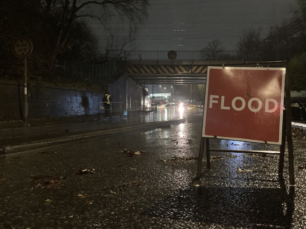 A flood alert is in place in parts of Stockport around the upper and middle Mersey, meaning that flooding is possible (Image - Nub News)
