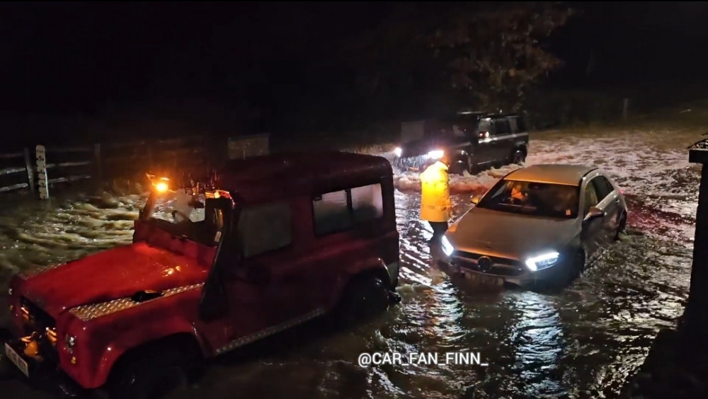 The Mercedes stuck in Kenilworth's ford (image by @CAR_FAN_FINN)