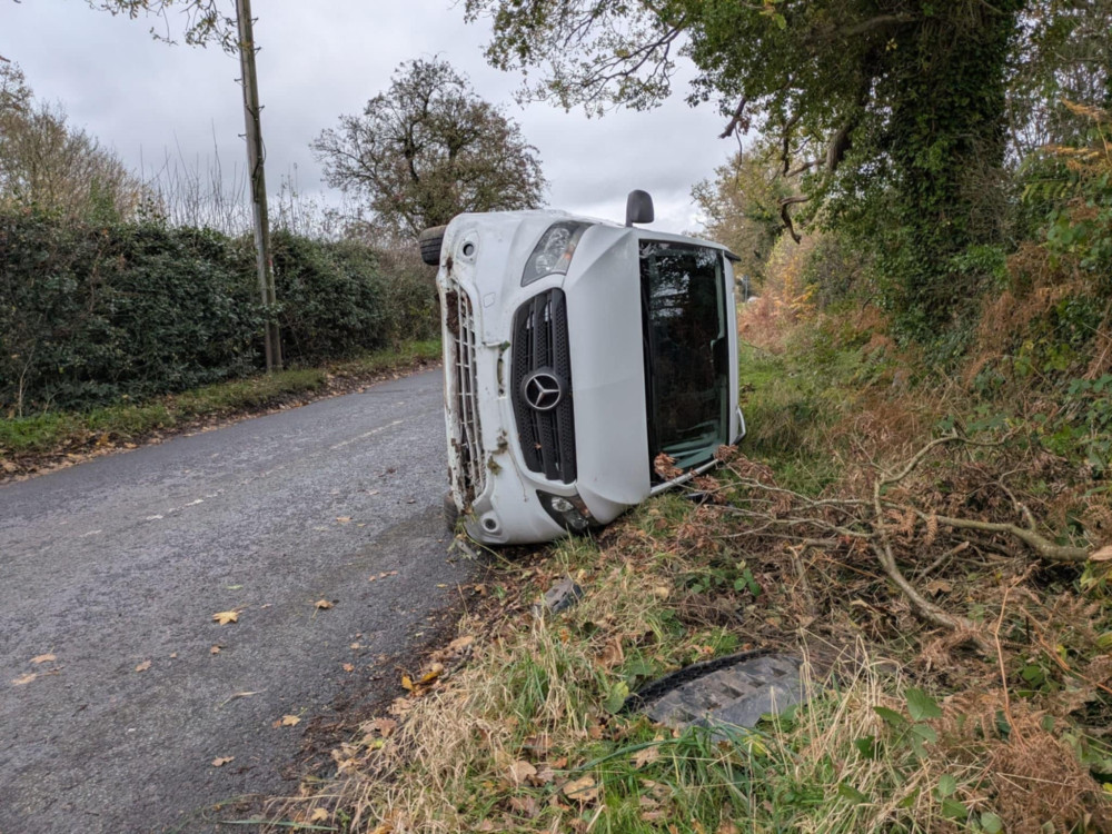 There were no injuries after following a single-vehicle collision in Bradwall Road. (Photo: Nub News)  