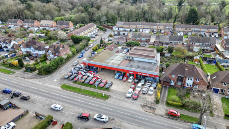 The former Kia garage on Stratford Road will become two new shops (image supplied) 