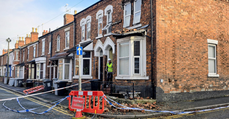 On Tuesday 18 November, Cheshire Fire and Rescue Service and Cheshire Police were called to a property on Gatefield Street (Photo: Ryan Parker).