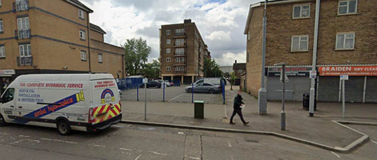 Perth House and Calcutta Road in Tilbury