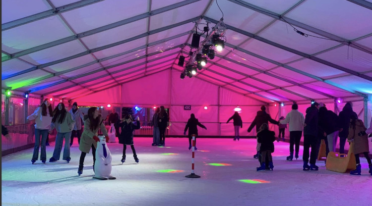 The rink, operated by Everyone Active in partnership with North Herts Council, can accommodate up to 100 skaters at a time