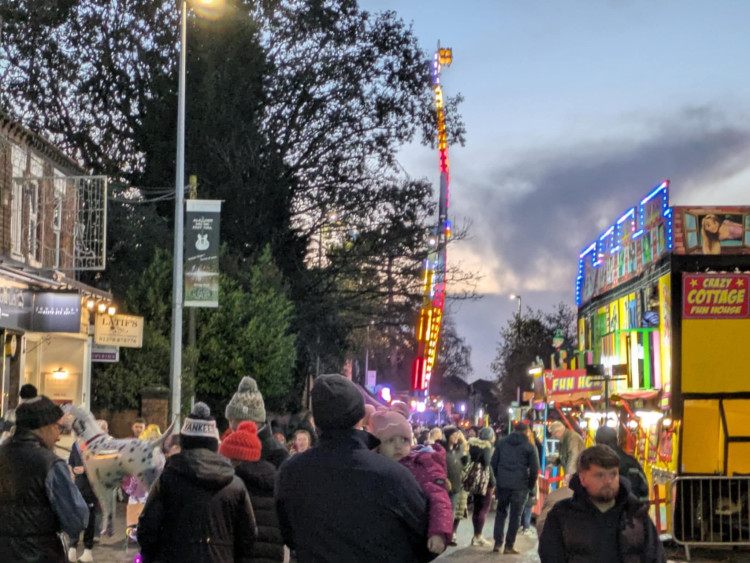 A massive turnout at last night's Christmas lights switch on. (Photo: Nub News)