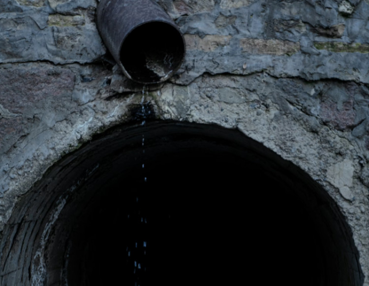 United Utilities will be building water storage tanks across Stockport borough, which will reduce pressure on storm overflows during heavy rain (Image - Maksym Tymchyk / Unsplash)