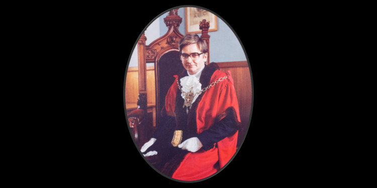 Former Glastonbury Mayor Mike Free, who modernised the Town Hall, has passed away at 80.