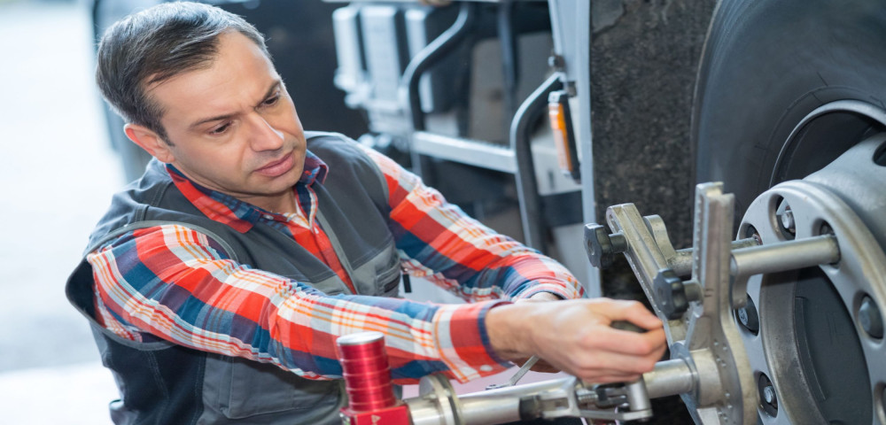 Shepton offers diverse job opportunities: HGV Technician in Evercreech, Maintenance Planner at Mars in Castle Cary, and flexible roles like Uber Eats delivery in Ansford.