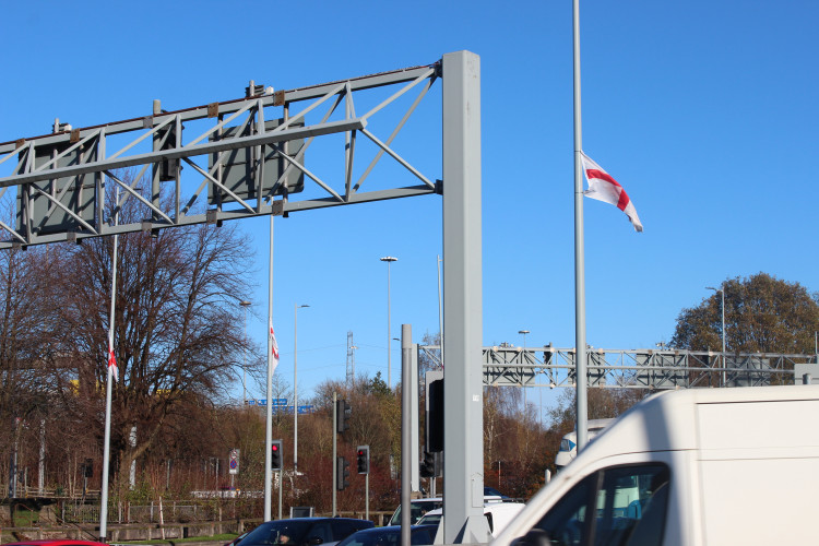 Flags seen flying on Portwood Roundabout, just outside Stockport town centre (Image - Nub News)
