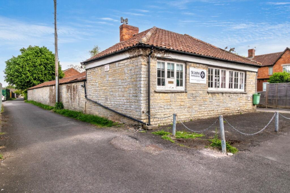 A planning application proposes converting the former Eager Beavers Nursery in Street into two bungalows. 