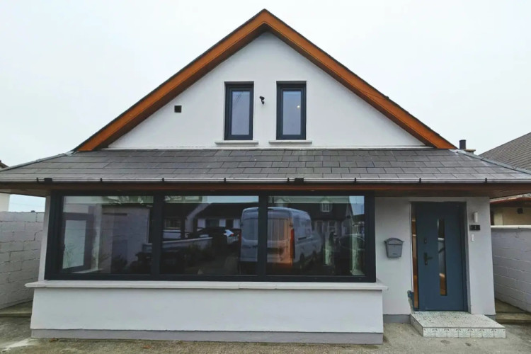 Many homeowners in Kingston delay window replacement until problems become impossible to ignore.