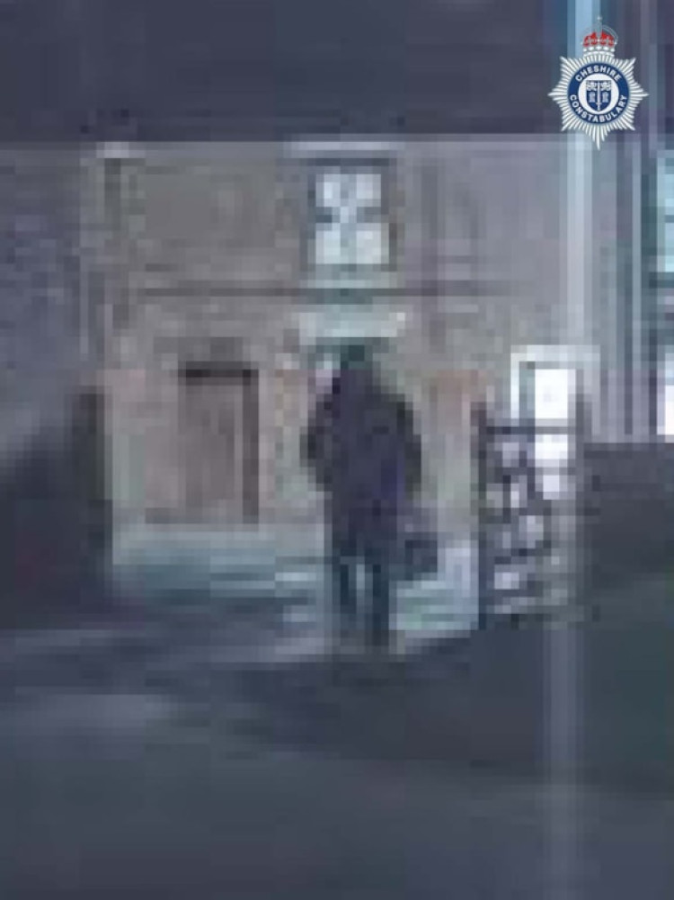 Police have issued CCTV image of a man they are looking to identify. (Photo: Cheshire Police)
