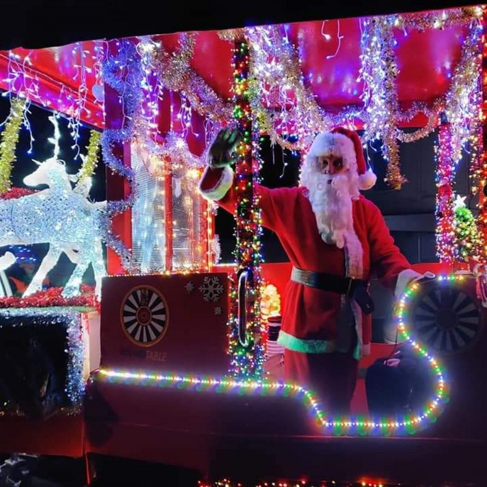 Santa Float Handbridge!