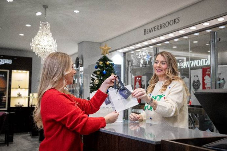 Beaverbrooks jewellers, based in Merseyway shopping centre in Stockport, is giving away five free gift cards worth £50 on Thursday 11 December (Image supplied)