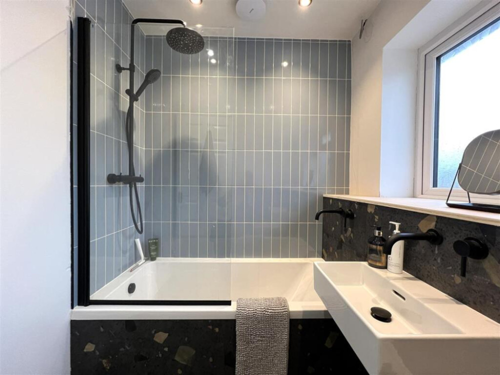 Family bathroom (Credit: Stephenson Browne)