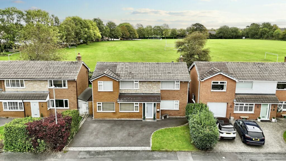 The detached four-bedroom home on Hellath Wen, Nantwich (Photo: James Du Pavey).