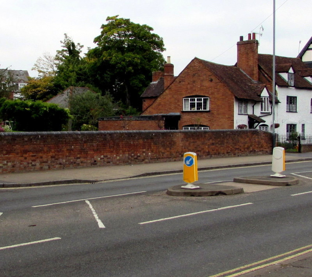 The speed hump would be built on West Street (image by Jaggery)