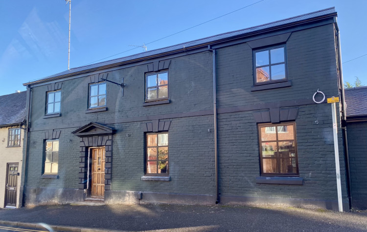 Work is underway at the former Cottage Inn (image by Nub News)