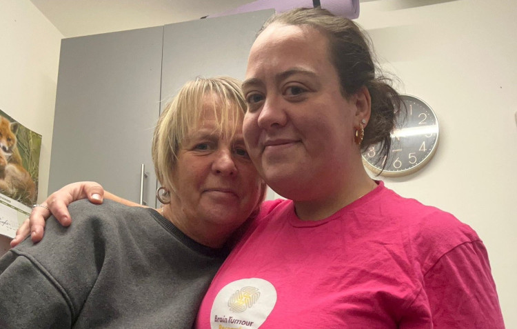 Alison Whybrow with daughter Hannah Munday (image via SWNS)